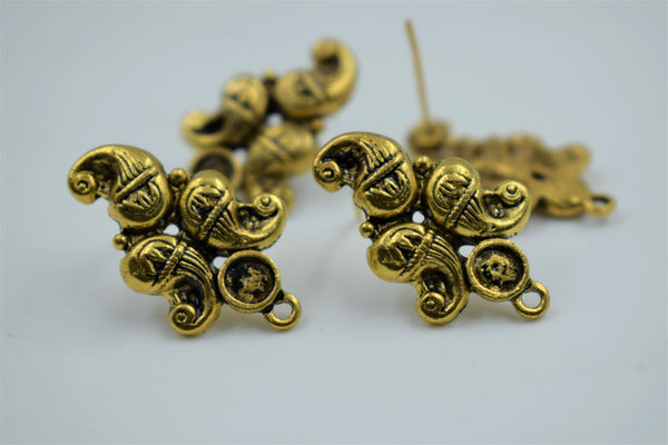 Beautiful Trending Design Golden Oxidised Ear Stud (100 gm)
