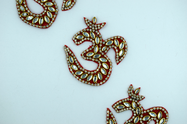 Om buti patch with kundan stones(5 Pc)