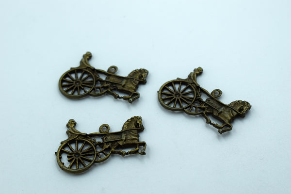 Horse cart Englishmen Black Metal Charm (Pack of 10)