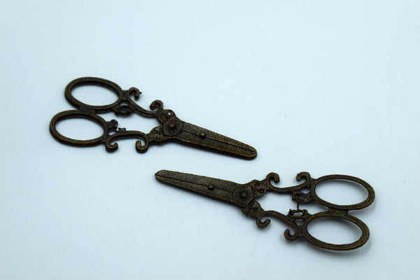 Scissor Black Metal Charms (10 Pcs)