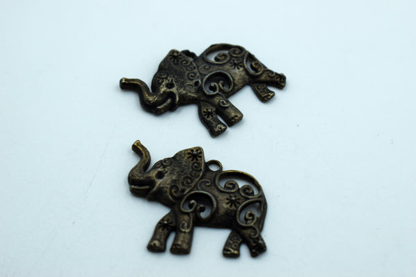Vintage Look Elephant With Carving Metal Charm (10 Pc)
